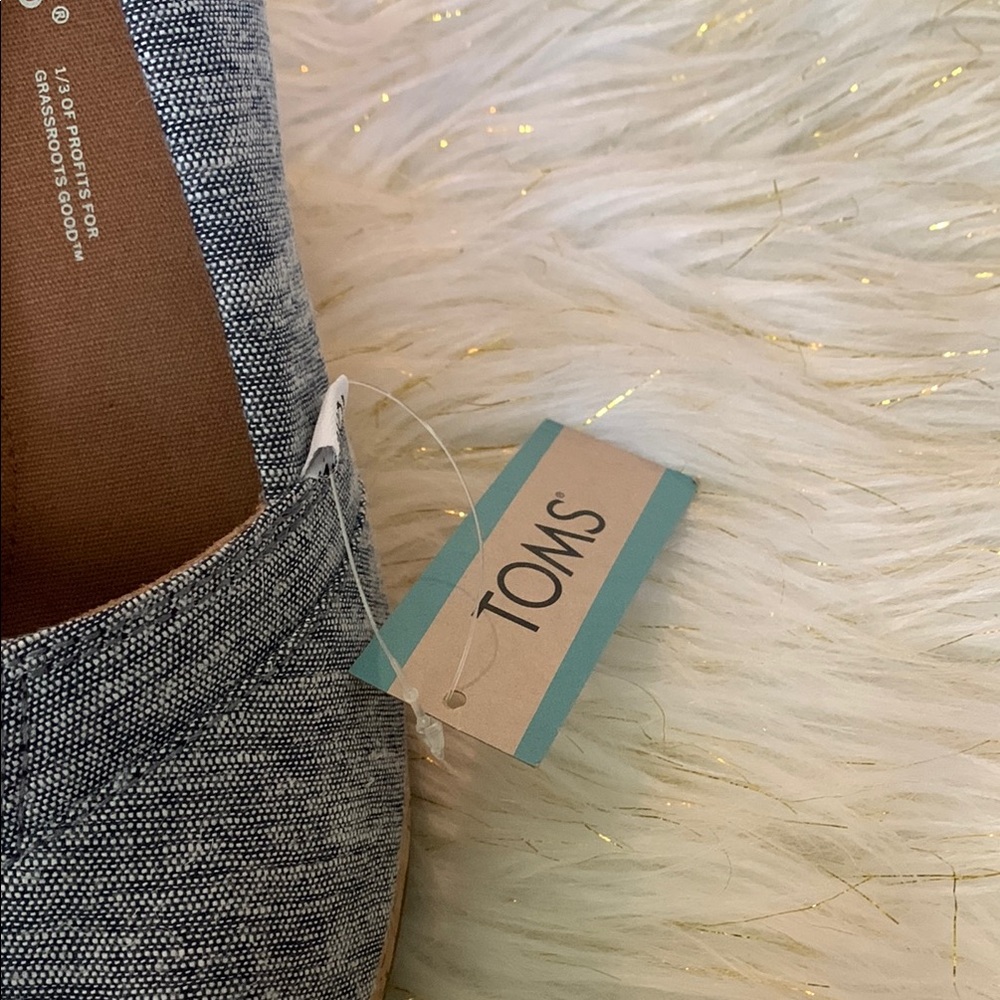 TOMS Classic Navy slub Chambray Peep-Toe Wedges - Picture 7 of 9